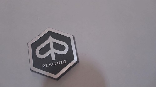 Scudetto esagonale - scudetto,
