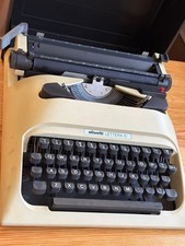 Olivetti Lettera 10 Typewriter