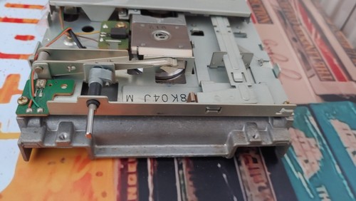 Commodore floppy drive - c128, d