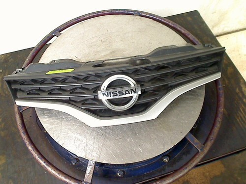 Calandra nissan 200 - calandra,