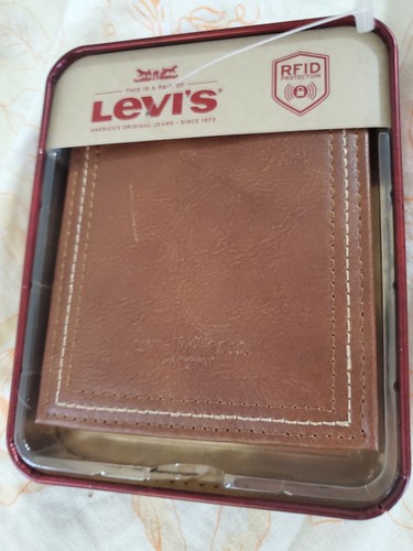 Levis rfid wallet light brown - levis,