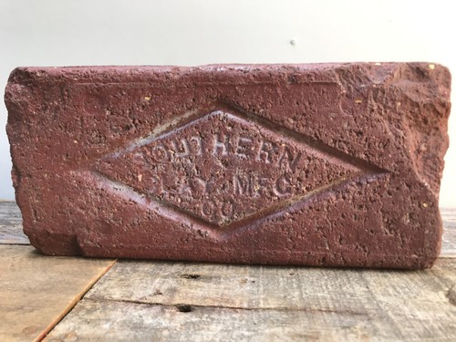 Vecchio mattone rosso - , fuoco