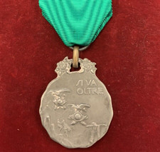 1456 - Medaglia Alpini omaggio alla "Madonna degli Alpini" - SI VA OLTRE