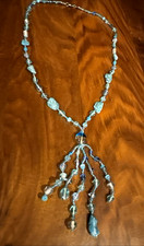 Collana perle vetro blu Worthington finto turchese chips 29” con goccia 4,5” boho