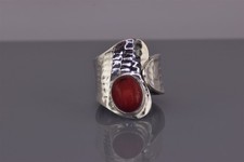 Anello a fascia avvolgente in