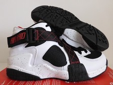 NIKE AIR RAID WHITE-UNIVERSITY