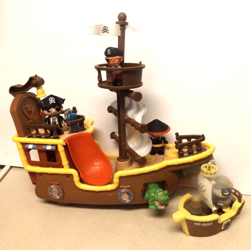Nave pirata musicale - jake, &