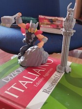 Sorpresa uovo di pasqua kinder 2022 marvel - THOR