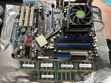 ASUS A8N-SLI Deluxe, socket