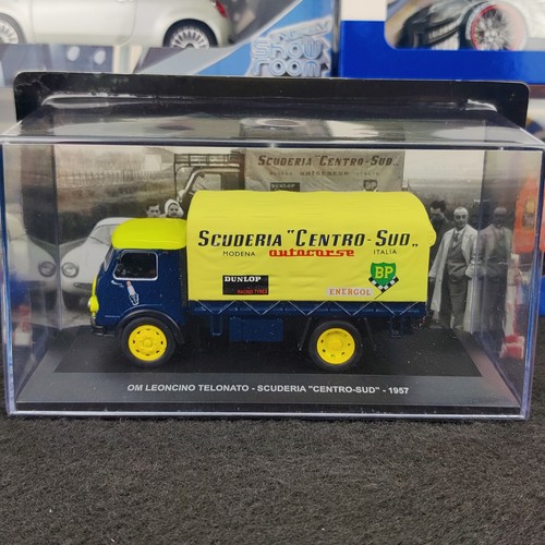 Camion leoncino telonato - om,