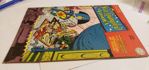 Star spangled comics dc - star,