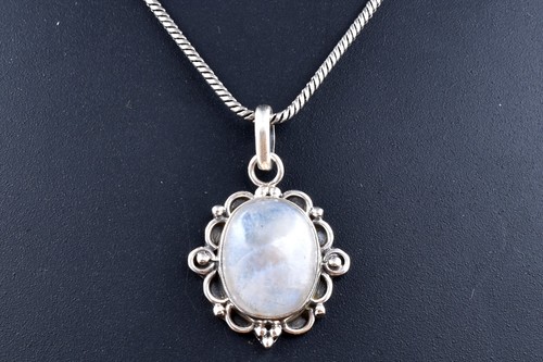 Collana con ciondolo - , in