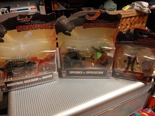 Dragon trainer action figures - dragon,