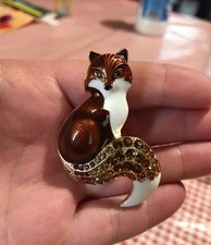 Broche renard élégante en