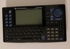 Calcolatrice TI-92 Plus funzionante richiede 4 batterie AA non incluse 
