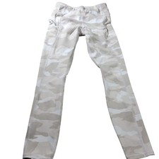 ��Athleta Contender