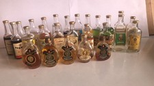 26 mignon di liquore vintage