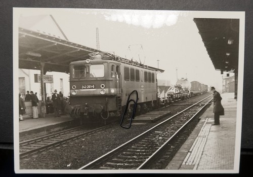 Foto locomotiva elettrica