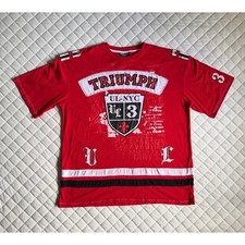 T-shirt Y2K Graphic Triumph