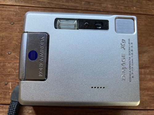 Konica minolta dimage - minolta, xg