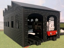 Capannone motore duello