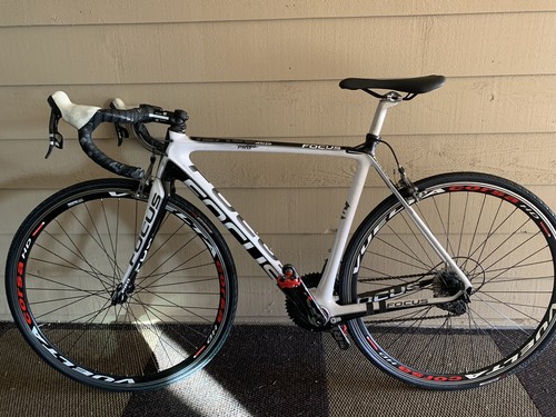 Focus izalco pro - road, carbon