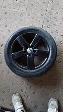 cerchi 16 golf 7 neri con gomme invernali usati in buone condizioni 