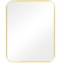 Specchio incorniciato parete