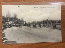 CARTOLINA MODENA CORSE AL TROTTO - IPPODROMO - CAVALLI  ANIMATA   BIANCO E NERO