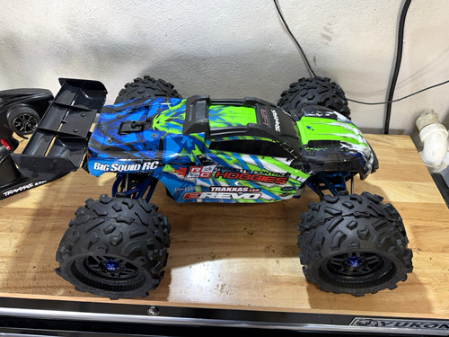 Monster truck elettrico - truck,