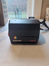 Macchina fotografica vintage Polaroid Supercolor 635CL pellicola istantanea striscia arcobaleno con cinturino