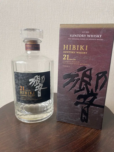 Hibiki anni suntory whisky - 21,