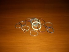 STOCK DI 19 BRACCIALI BIJOTTERIA DONNA+ 1 UN PAIO ORECCHINIi