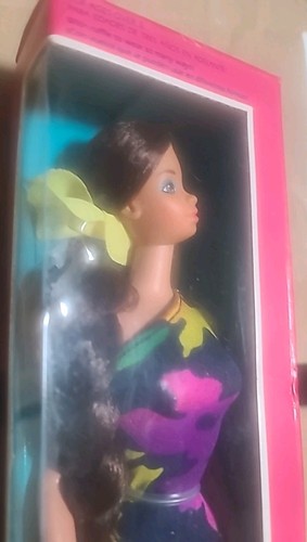 Barbie tropicale ispanica 1985