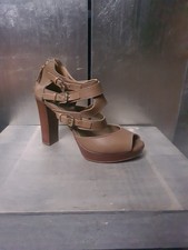 Eleganti tacchi alti Max Mara