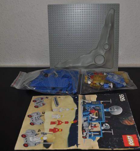 Lego classic space 926 command - lego,