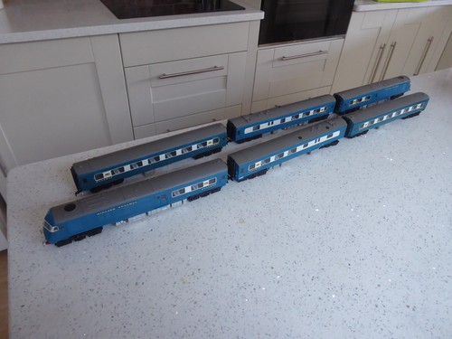Kitmaster car blue - kitmaster,