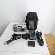 Olympus CAMEDIA C-7000 Zoom
