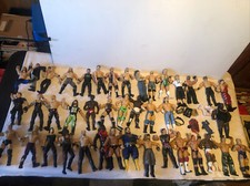Lotto 41 figurine WWE e WWF
