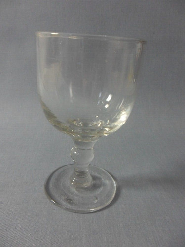 Antico bicchiere vino usato - bicchiere,