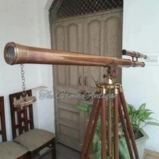 Antico telescopio da pavimento