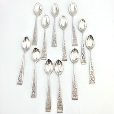12 cucchiaini antichi in