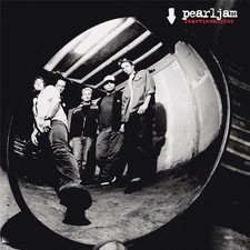 PEARL JAM  REAR VIEW MIRROR  -