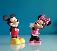 "DISNEY" Topolino e Minnie - coppia figure, materiale plastica, altezza 12,5 cm 