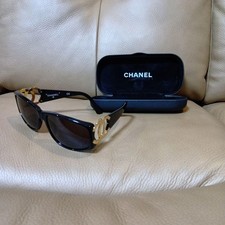 Occhiali da sole CHANEL con
