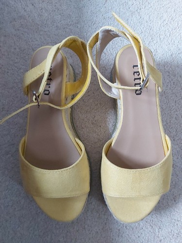 Scarpe gialle taglia - taglia, 4