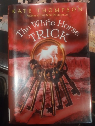 The white horse trick - horse,