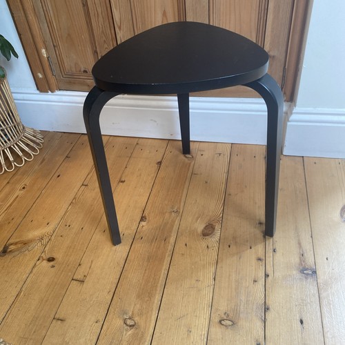 Sgabello impilabile gambe - sgabello,