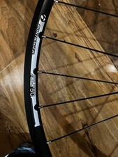 Bontrager AT-750 Bullone su pista set ruote