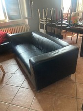 Divano in pelle nera Klippan IKEA